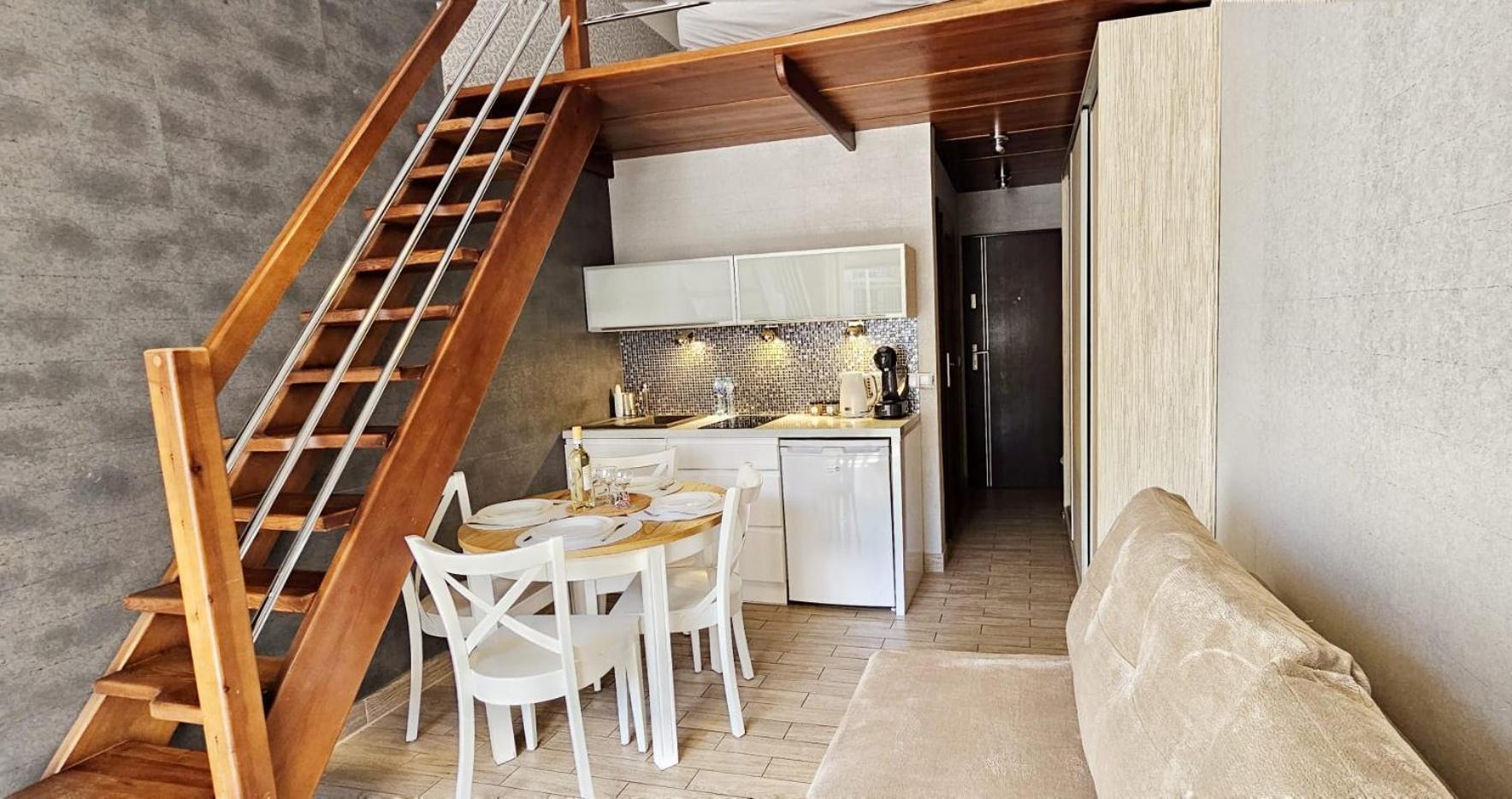 Holiday Home Slavia New 11 Z Antresola I Balkonem Przy Plazy مينززدرويه المظهر الخارجي الصورة